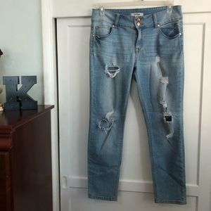 Charlotte Russe refuge distressed skinny jeans